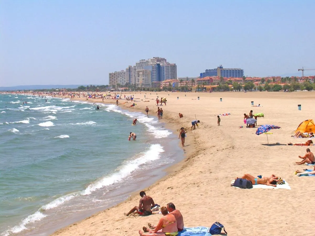 Apart-Rent Casa Puigmal 0152 إمبوريابرافا 0*,  إسبانيا